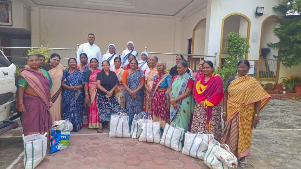 distribution of dry ration to 20 families at mudfort parish in secunderabad