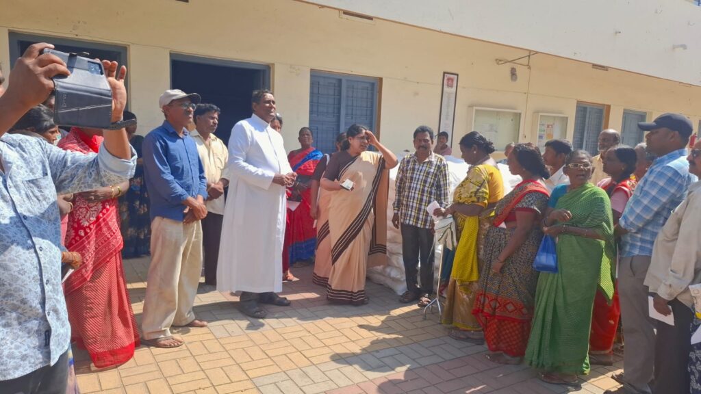 542fa5eb d4ee 450b aaf2 8238784aa2bb